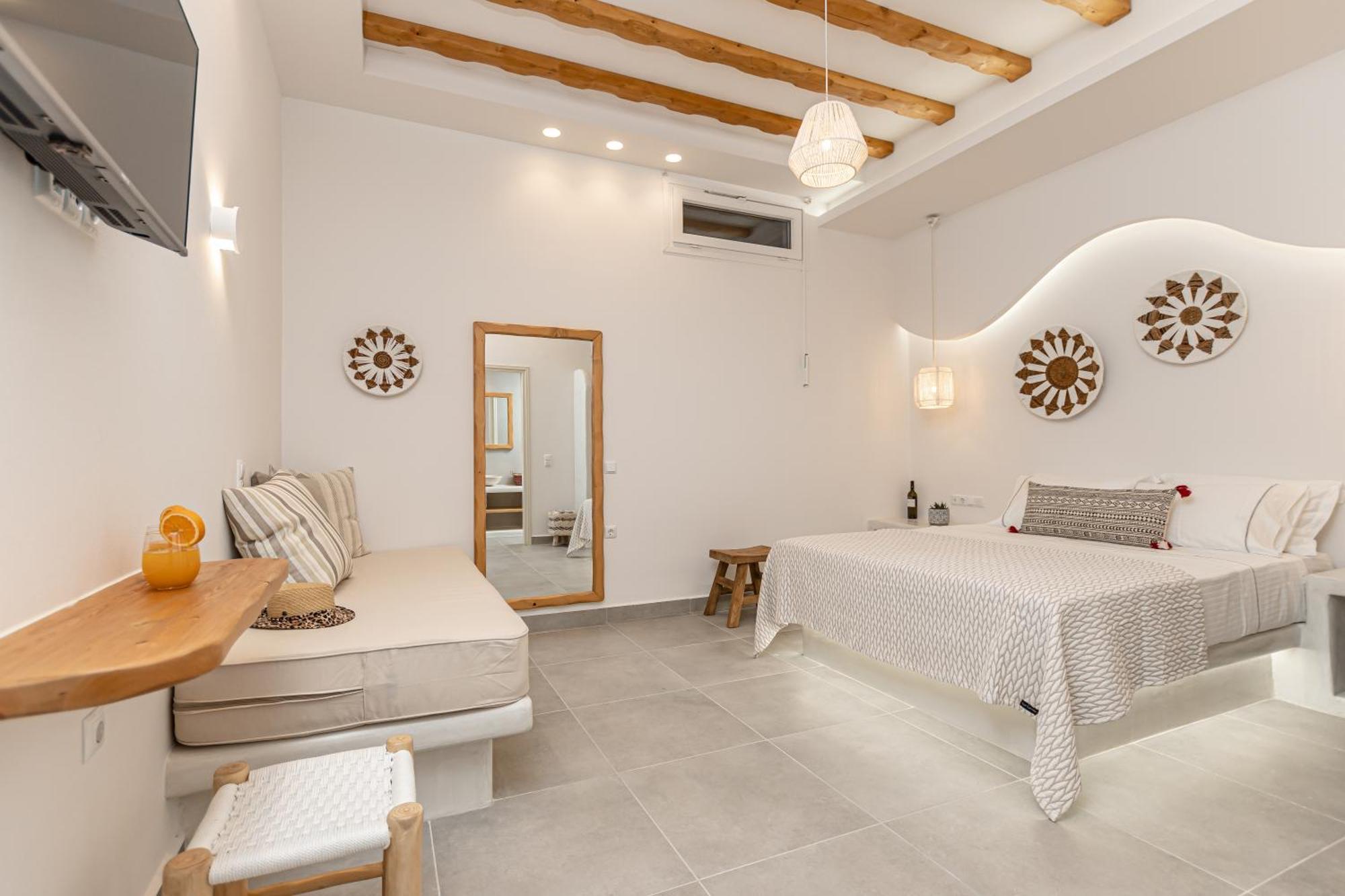 Porto Dema Luxury Suites Schoinoussa Exterior foto